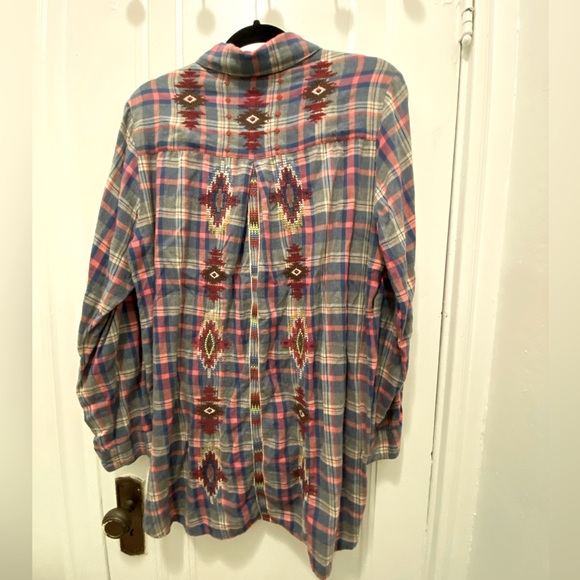 Embroidered Button Tunic | Johnny Was - Picture 2 of 6